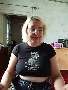 VikaKing live cam