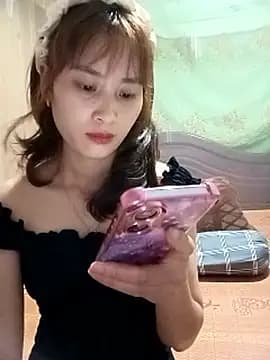Em_xinh01 live cam