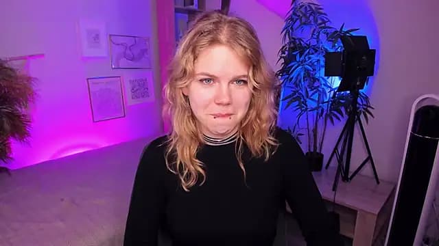 ElizabethVane live cam