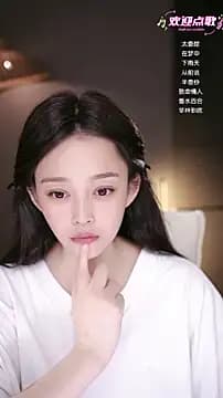 Anne-w live cam