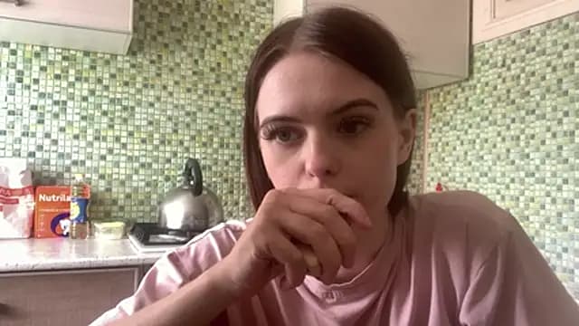 KikiAmino live cam