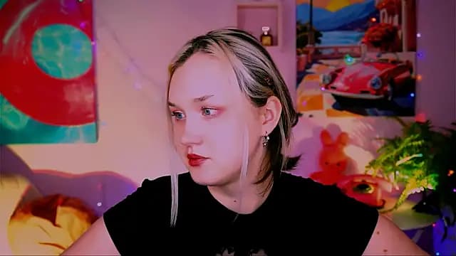 ViolettWoods live cam