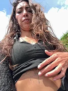 Lalla_Amani live cam