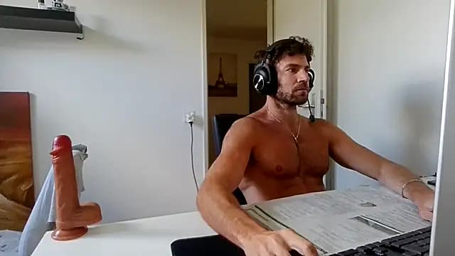 alpha-hunk live cam