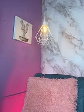 NaomiStar1 live cam