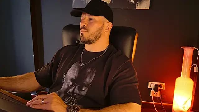 AngeloEric live cam
