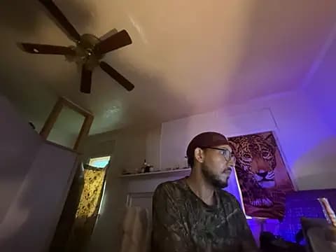 ThrowedWorldWide live cam