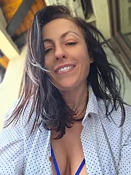 Risky_woman live cam