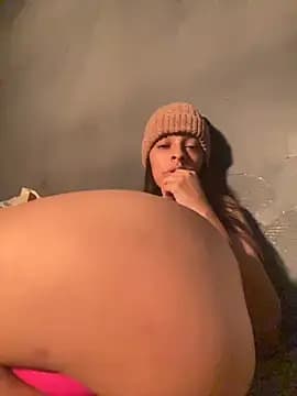 OrianaXclusive live cam