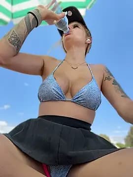 Betsy live cam