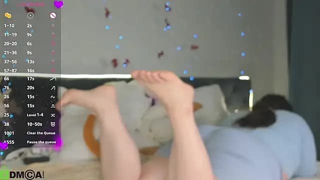MoonlitAdele live cam