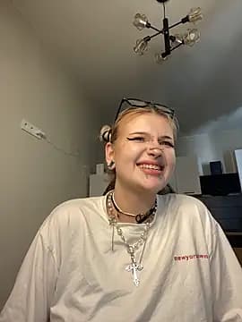 DriveThruCiri live cam