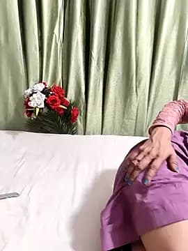 Shalu_G live cam