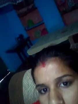 Raveena0990 live cam