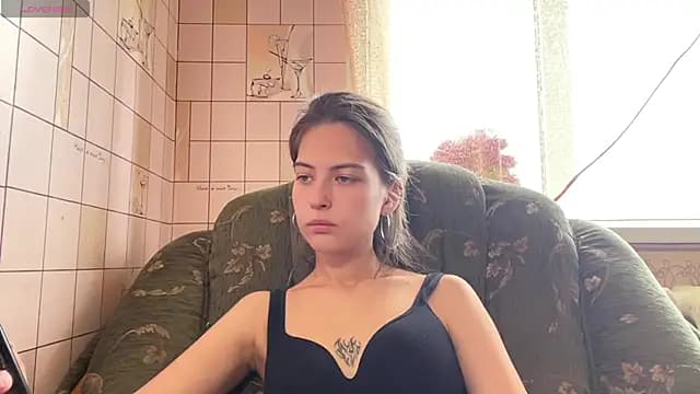 AlesiaGrainger live cam