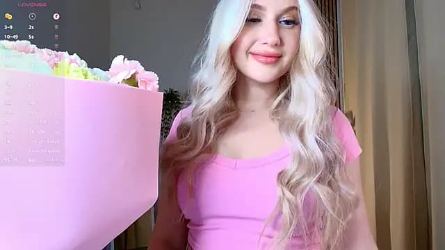 Evacadooo live cam