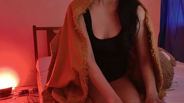 MoonLipsON live cam