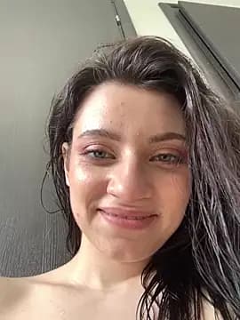 EllieWest live cam