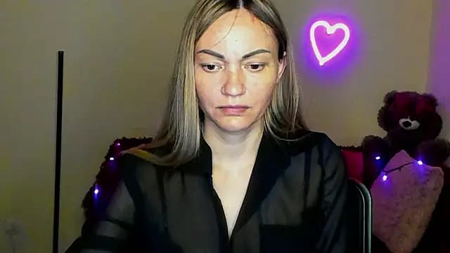 BlondMikey22 live cam