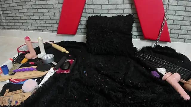 hillary_bigbutt live cam
