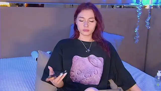 -RoxyDoll live cam