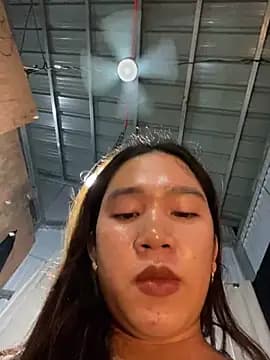 slut_clio live cam