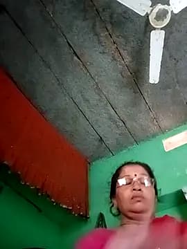 Manavi_x live cam