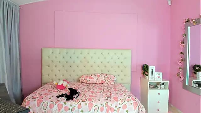 kiity_horny_ live cam