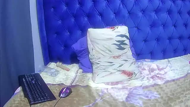 Sexy-Dinamy live cam