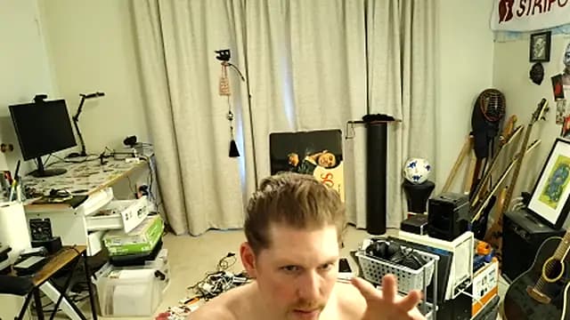 9VOLTT live cam
