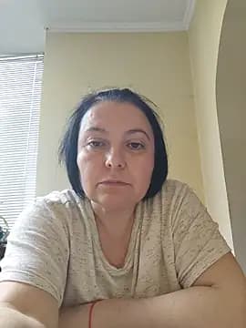 EmmaEmmy40 live cam