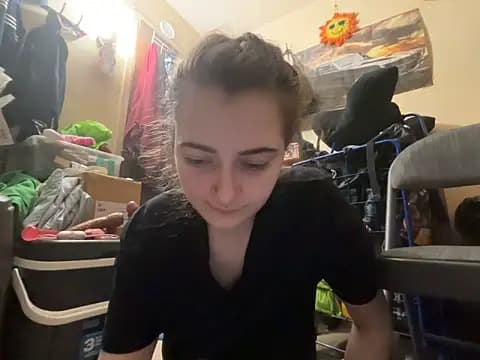 Snowbunnycake_131 live cam