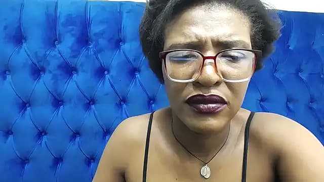 SpicyQueenxxxx live cam