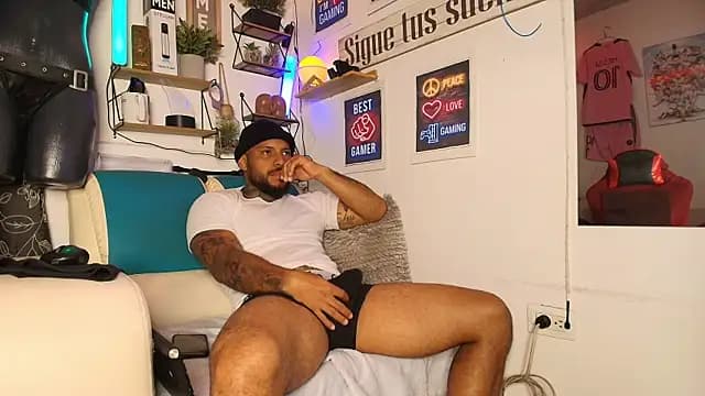 Leenar_Key live cam