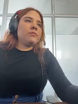 Emily_Harpeer live cam