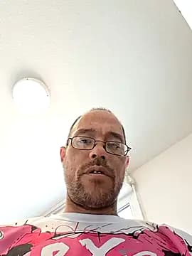 Mr_Graffitimile live cam
