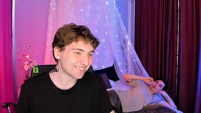 joseph_bear_ live cam