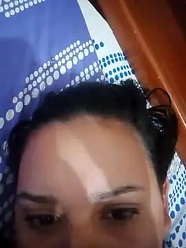 _Miaaleon live cam