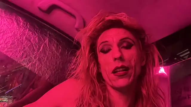 TgirlBrat live cam