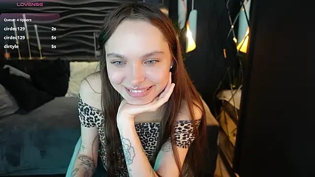 ChloeSunny live cam