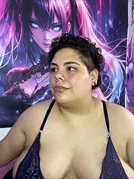 Hailey_Curvy live cam