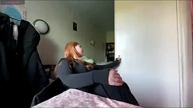 Violette_Iguina live cam