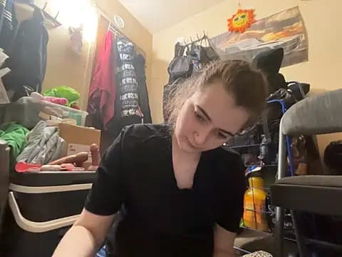 Snowbunnycake_131 live cam