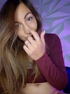Lola-Roxx live cam on Stripchat