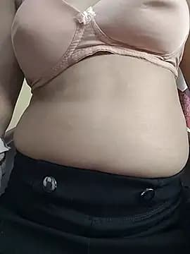 Ruhi_07 live cam