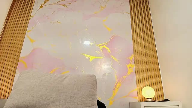 PaulineKosh live cam