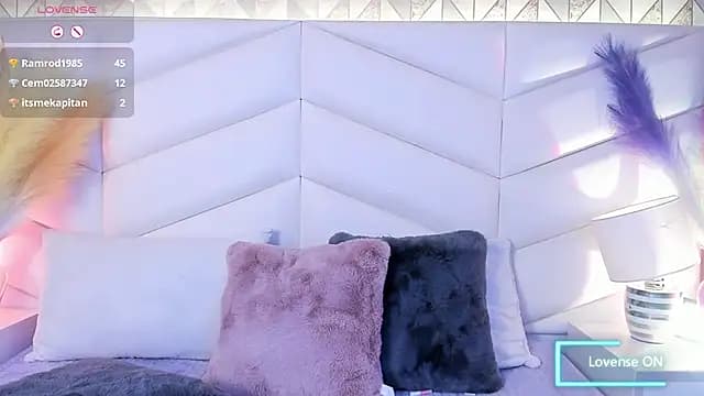 Isa__evans_ live cam