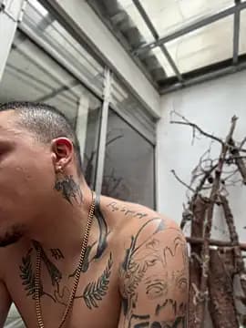 AlphaMasterXxx live cam