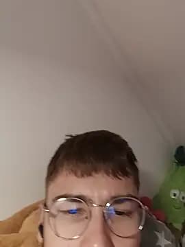 Max69690 live cam