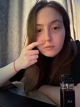 charmingggirl live cam